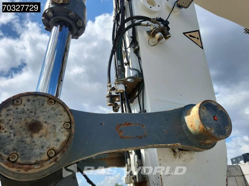 Liebherr R956 HD Foto 12
