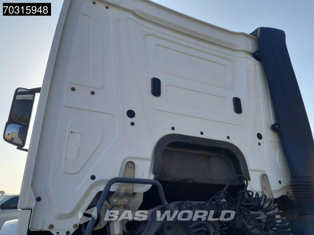 Mercedes-Benz Actros 1843 4X2 ClassicSpace Retarder PTO ADR Alcoa's Foto 10
