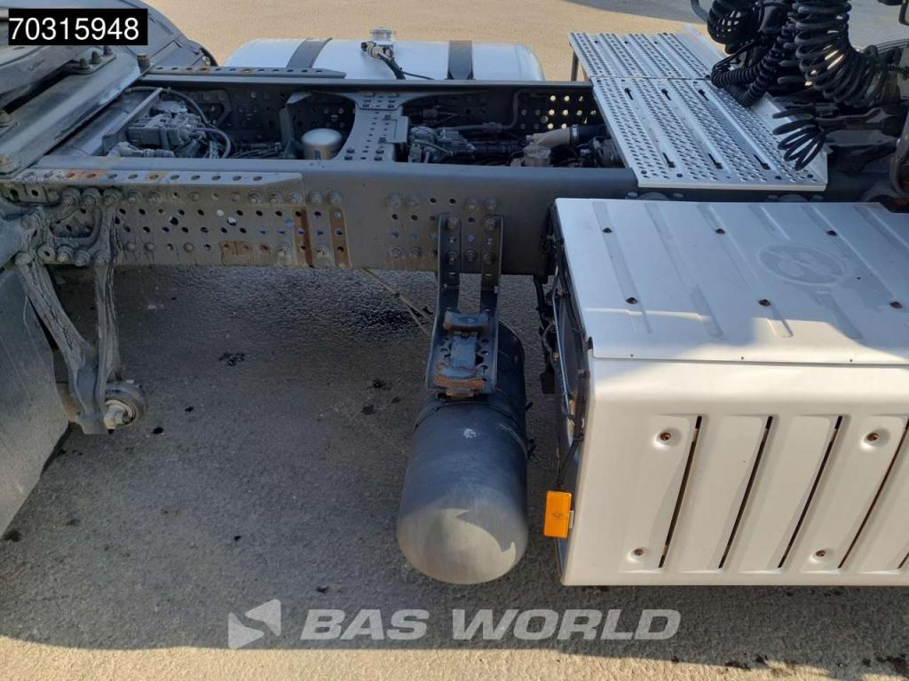 Mercedes-Benz Actros 1843 4X2 ClassicSpace Retarder PTO ADR Alcoa's Foto 14