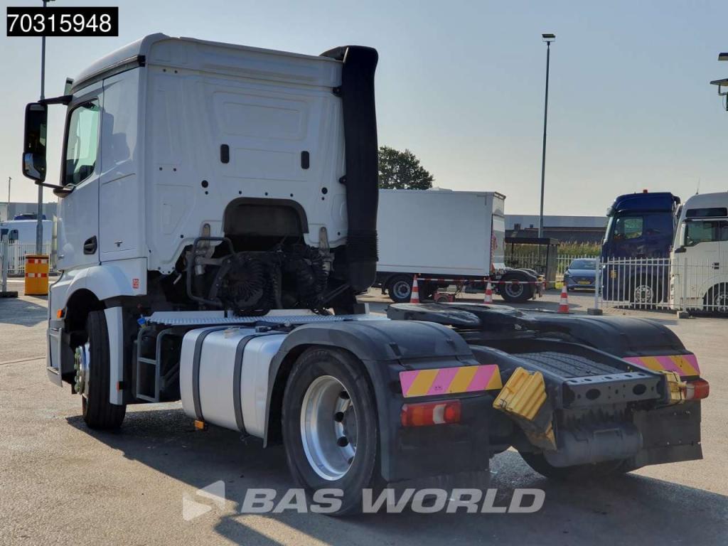 Mercedes-Benz Actros 1843 4X2 ClassicSpace Retarder PTO ADR Alcoa's Foto 2