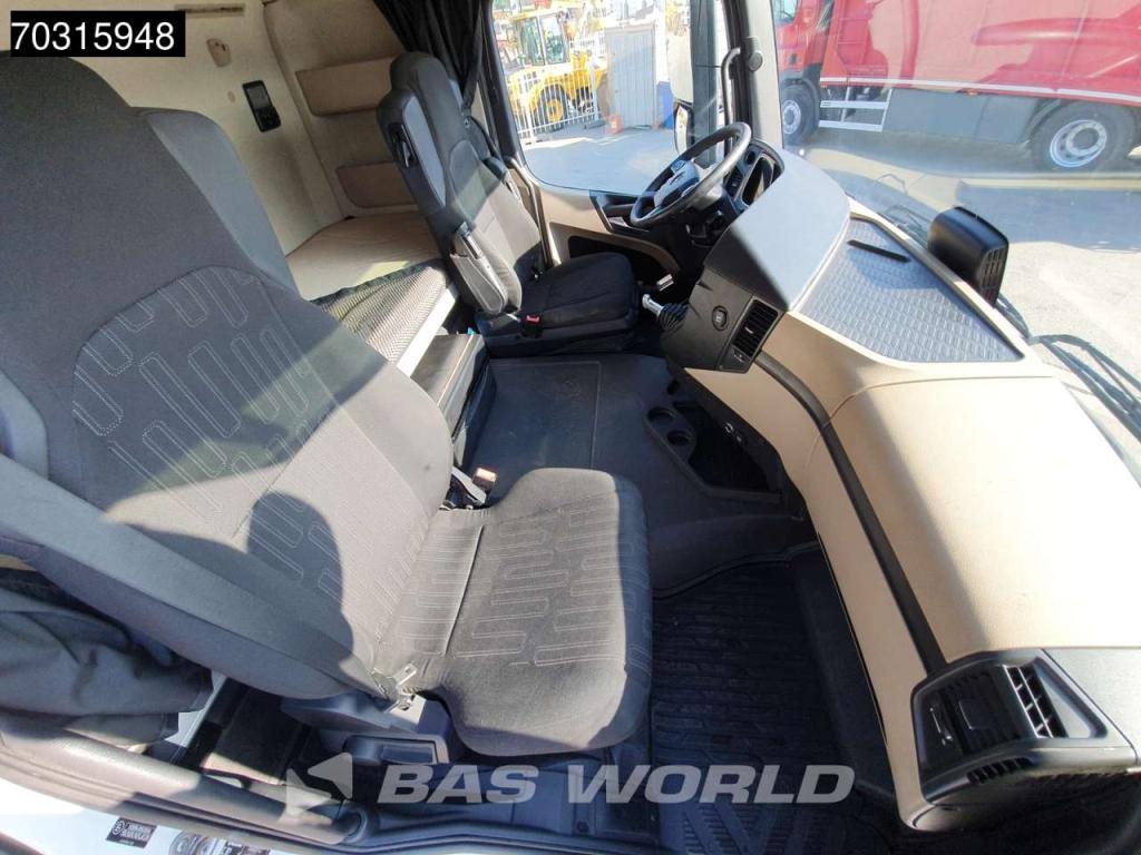 Mercedes-Benz Actros 1843 4X2 ClassicSpace Retarder PTO ADR Alcoa's Foto 26