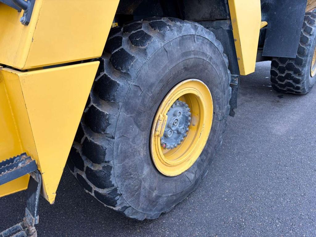 Komatsu HM300-3 Foto 20