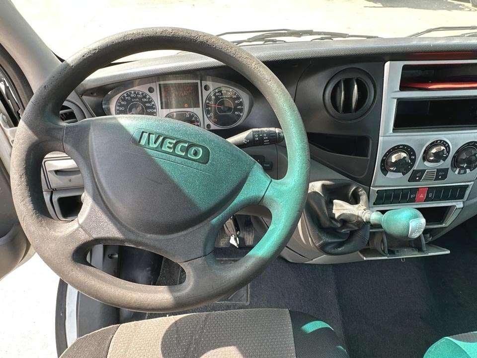 Iveco DAILY 35C13 4x2 Foto 15