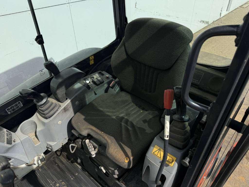 Kubota KX027-4 - Hammer Lines / Quick Coupler Foto 8