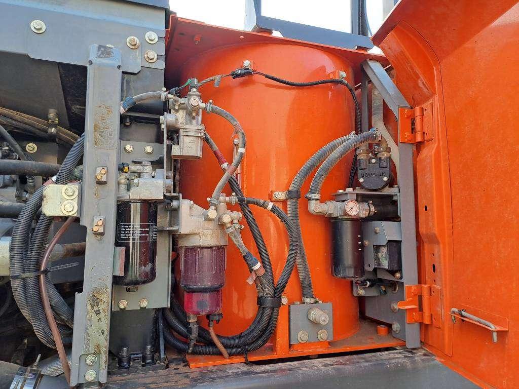 Hitachi Zx350LCN-6 Foto 24