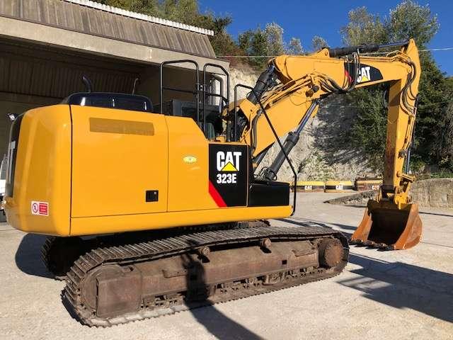 Caterpillar 323E Foto 2