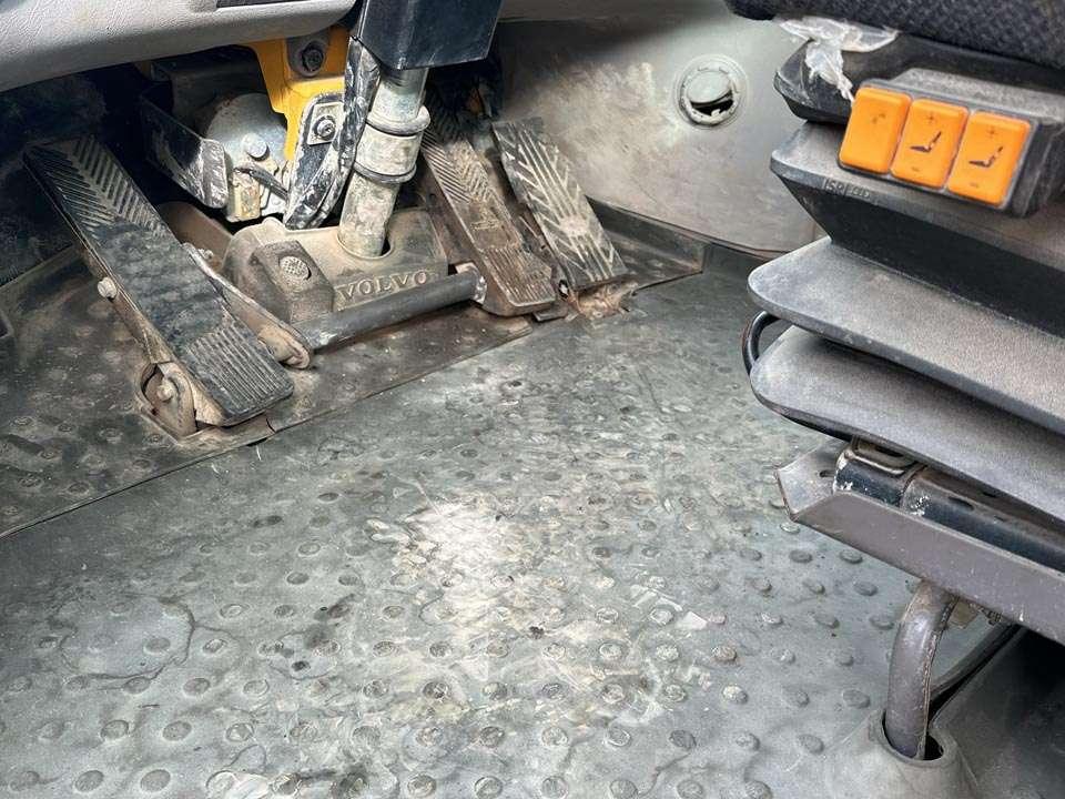 Volvo L180G Foto 13