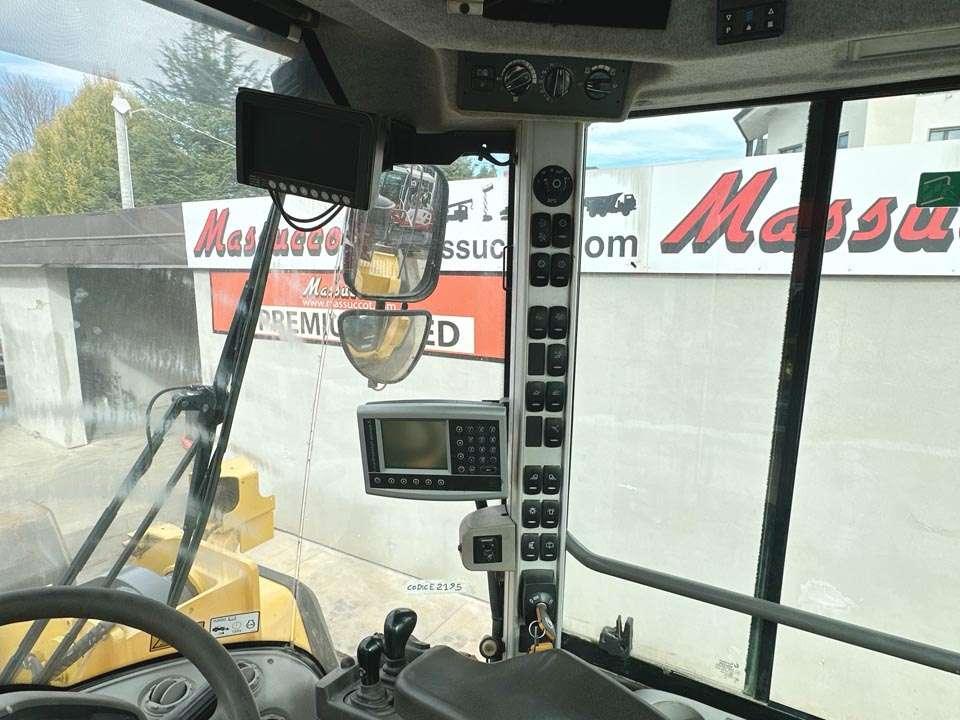 Volvo L180G Foto 16