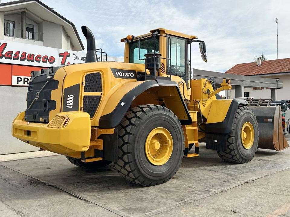 Volvo L180G Foto 21