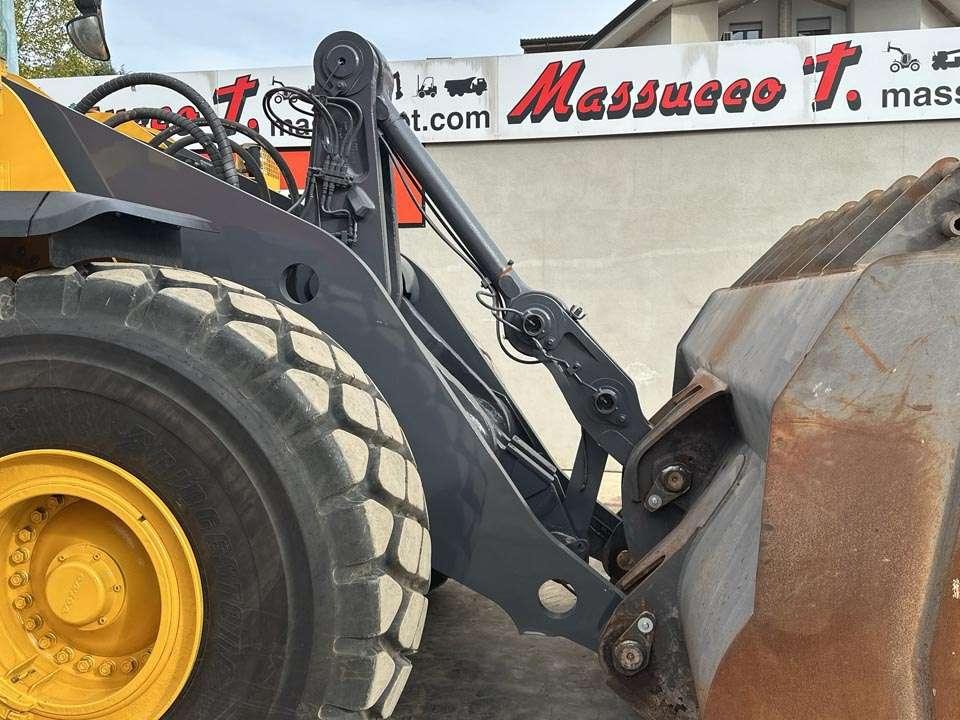 Volvo L180G Foto 9