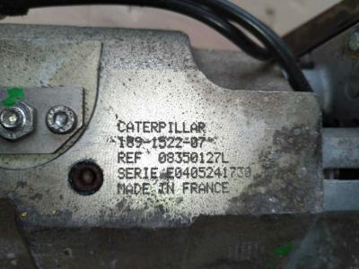 Válvula para Caterpillar 973C vendida por CERVETTI TRACTOR Srl