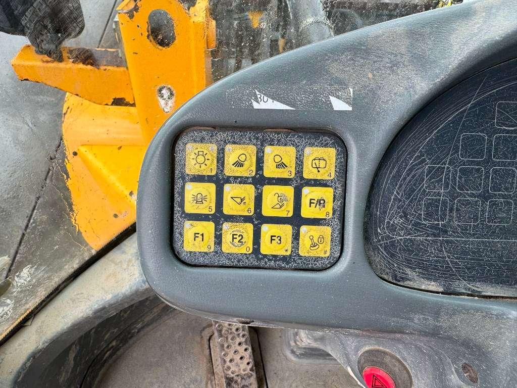 Volvo L30B - Bucket + Forks / Quick Coupler Foto 12