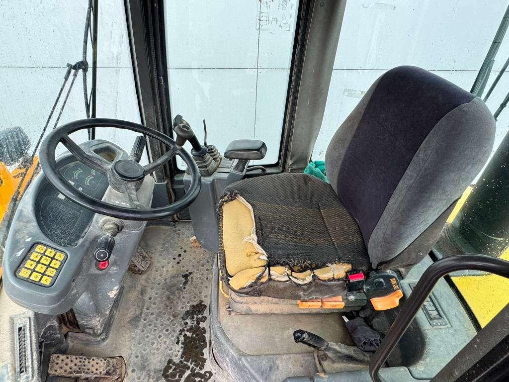 Volvo L30B - Bucket + Forks / Quick Coupler Foto 9