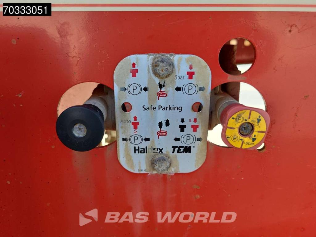 Fruehauf Lift Axle MOT 02/27 Foto 28