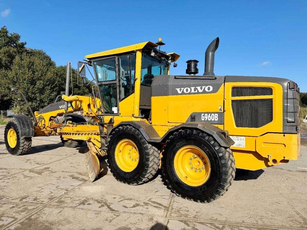 Volvo G960B - 4.90 Meter Blade / Backup Camera Foto 2