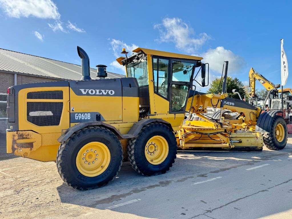 Volvo G960B - 4.90 Meter Blade / Backup Camera Foto 4