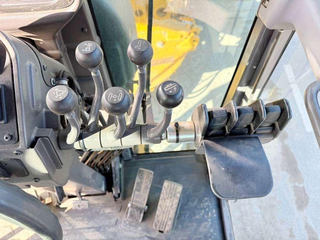 Volvo G960B - 4.90 Meter Blade / Backup Camera Foto 9