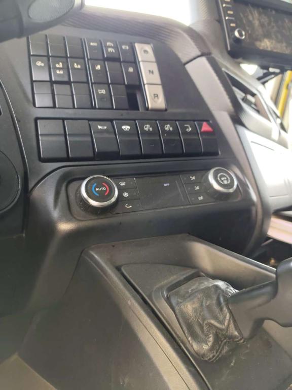 Iveco HI-STREET 260S46 XP Foto 6