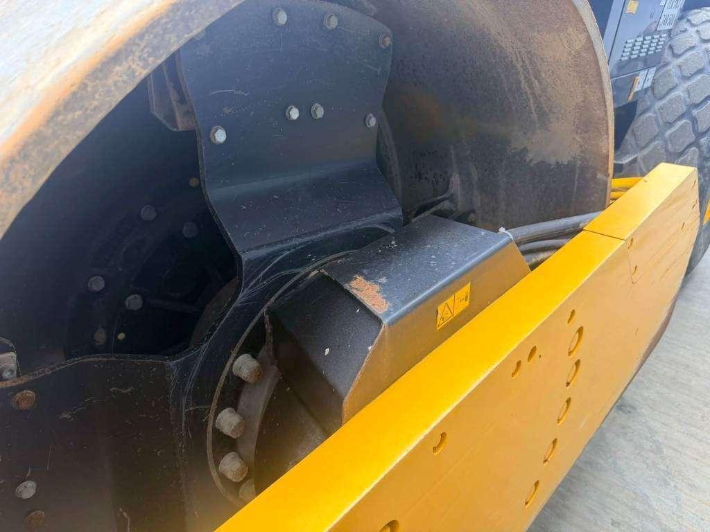 Dynapac CA302D Foto 24