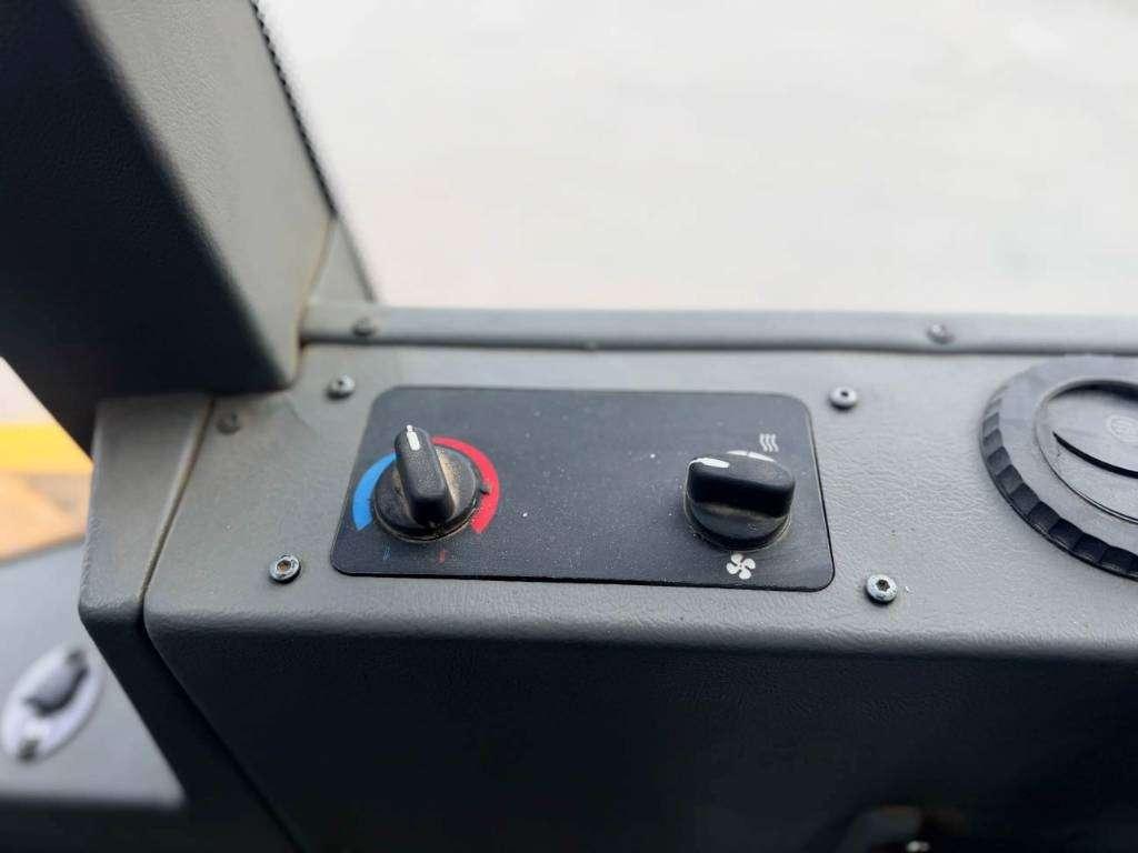 Dynapac CA302D Foto 28