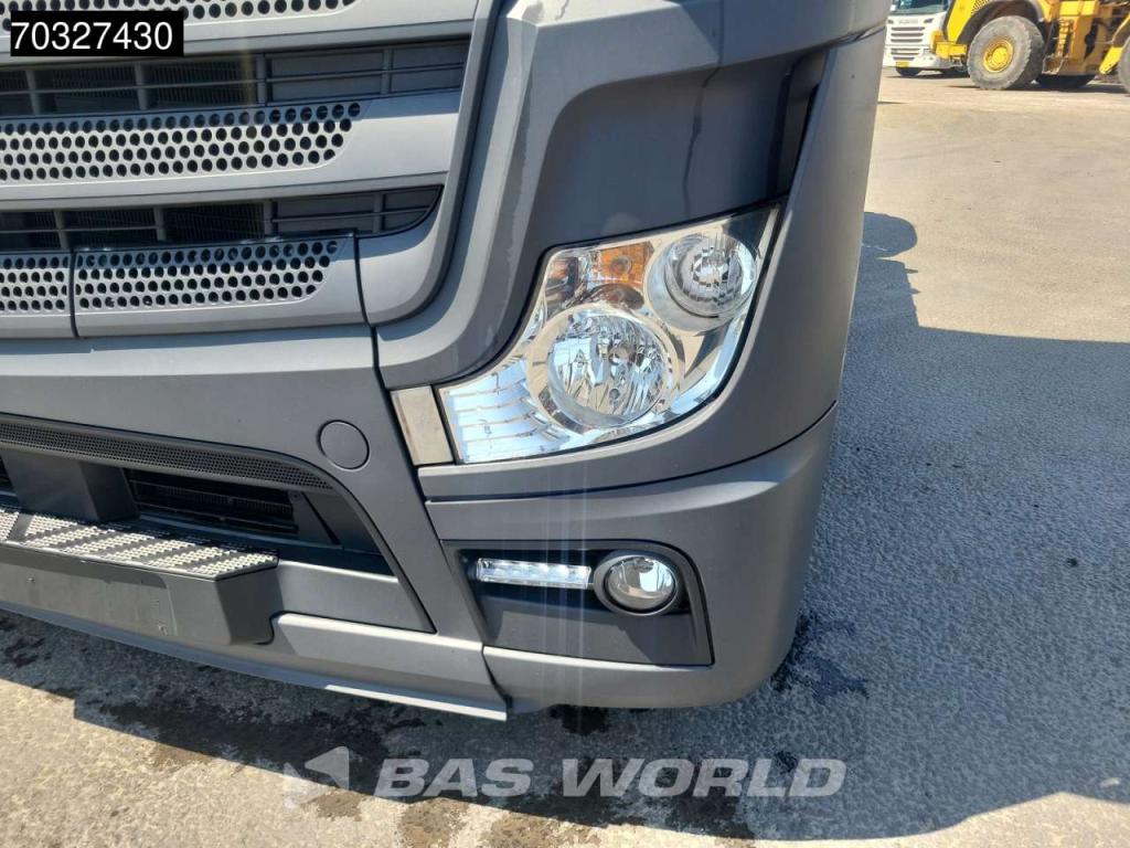 Mercedes Actros 1851 4X2 BigSpace 2x Tanks Standklima Foto 7