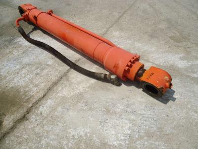 Pistón de rotación de la cuchara para Fiat Hitachi EX285 vendida por OLM 90 Srl