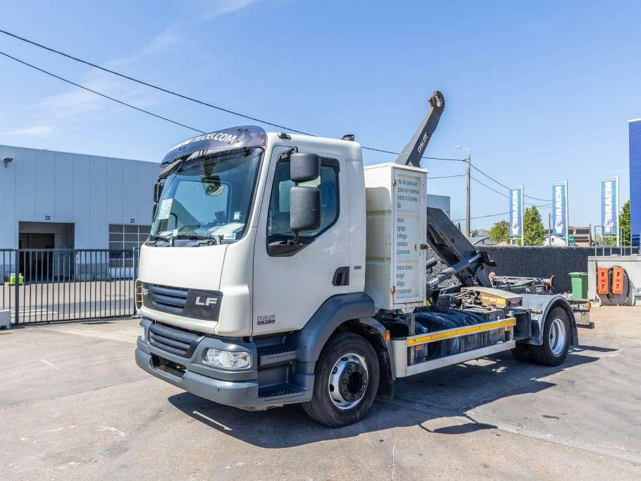 Daf CF55.220 Foto 1