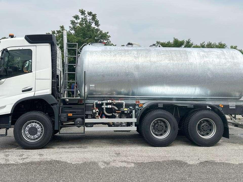 Volvo FMX 460 6x6 Foto 2