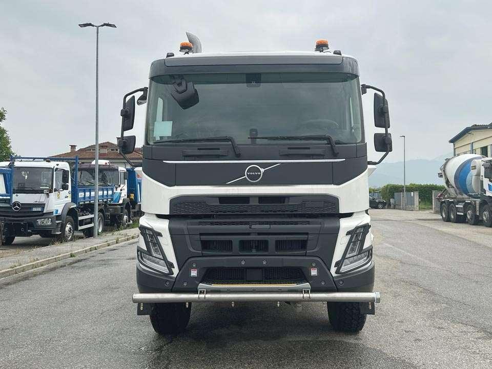 Volvo FMX 460 6x6 Foto 23