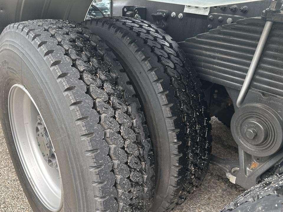 Volvo FMX 460 6x6 Foto 7
