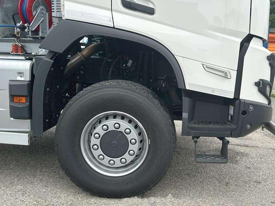 Volvo FMX 460 6x6 Foto 9