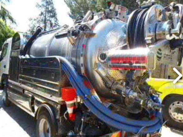MITSUBISHI FUSO CANTER 6C18 4X4 Foto 2