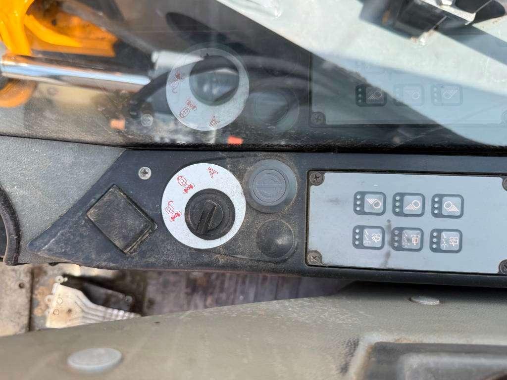 Liebherr A910 - Blade / Auto Greasing / Quick Coupler Foto 13