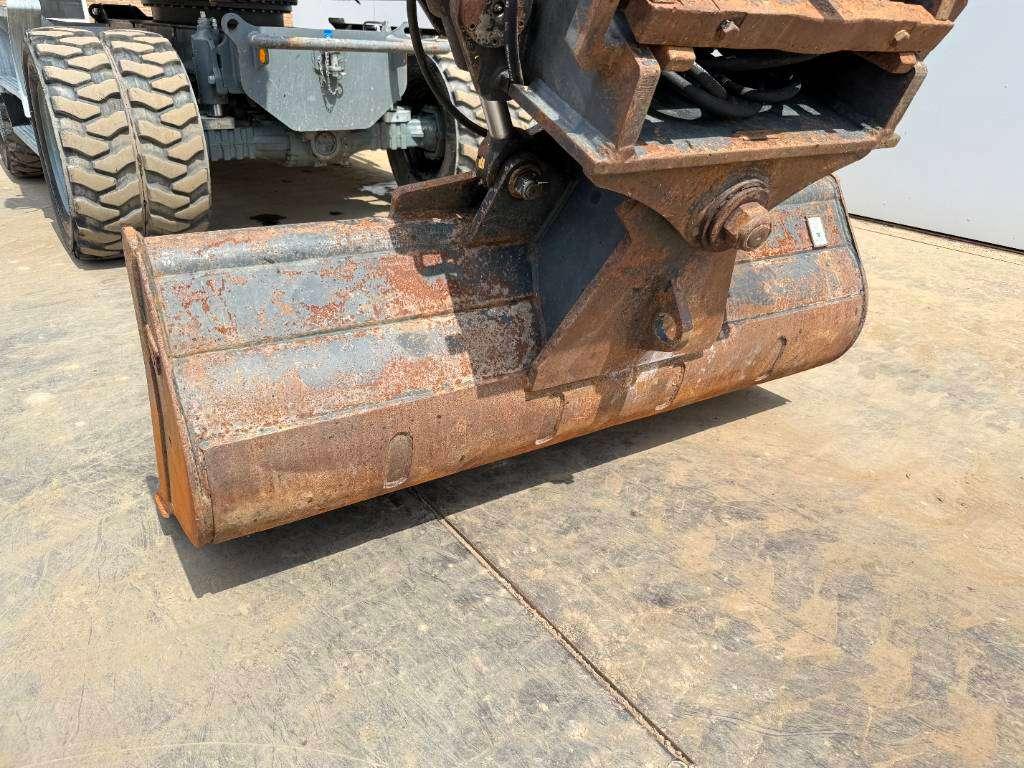 Liebherr A910 - Blade / Auto Greasing / Quick Coupler Foto 19