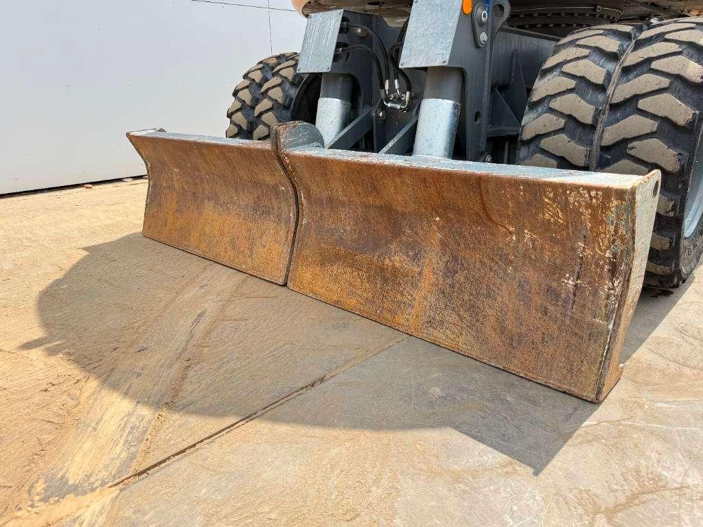 Liebherr A910 - Blade / Auto Greasing / Quick Coupler Foto 24