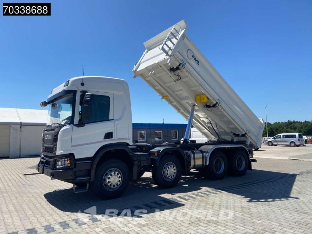 Scania P420 8X4 Foto 2