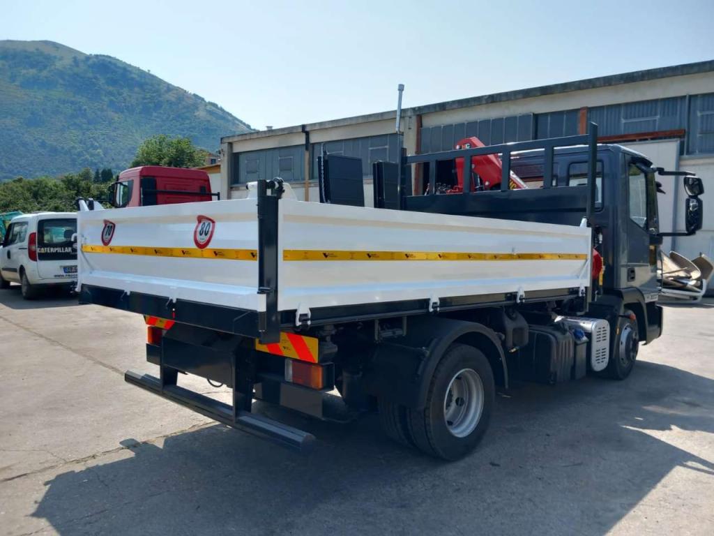 Iveco EUROCARGO CUBE ML80E22 Foto 3