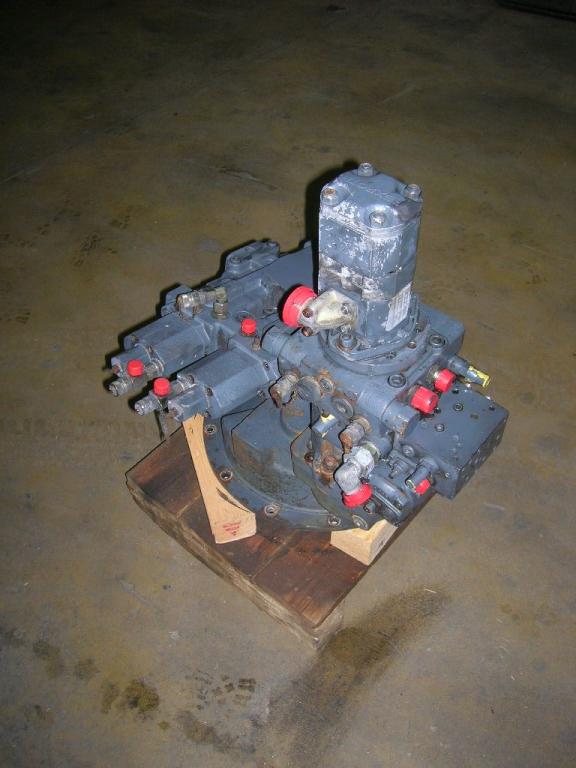Bomba hidráulica para O&K MH Plus Foto 2