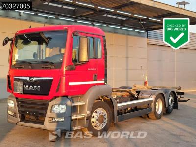 Man TGS 26.320 6X2 ADR BDF lift-lenkachse Automatic Euro 6 vendida por BAS World B.V.