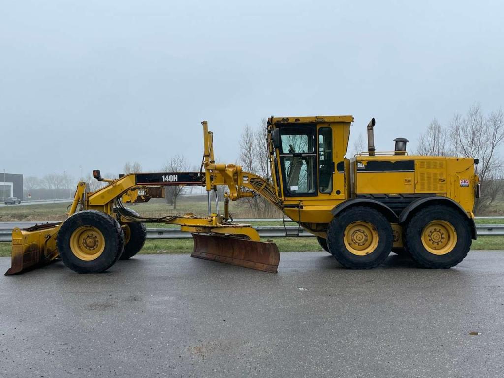 Caterpillar 140H CE Foto 1