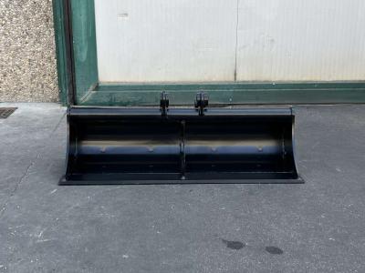 Cuchara de limpieza vendida por 2M Srl