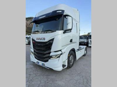 Iveco S-WAY Foto 1