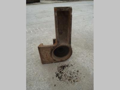 Supporto sx lanterna e asse ruota folle para Fiat Allis FL10C vendida por OLM 90 Srl