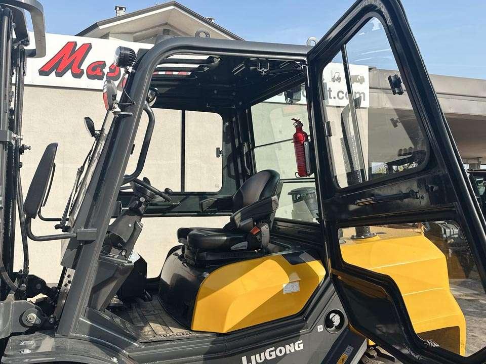 Liugong CLG2035H 4X4 Foto 13