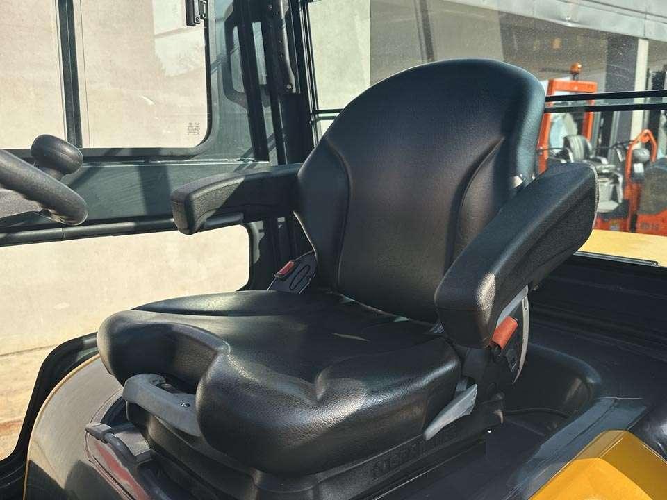 Liugong CLG2035H 4X4 Foto 15