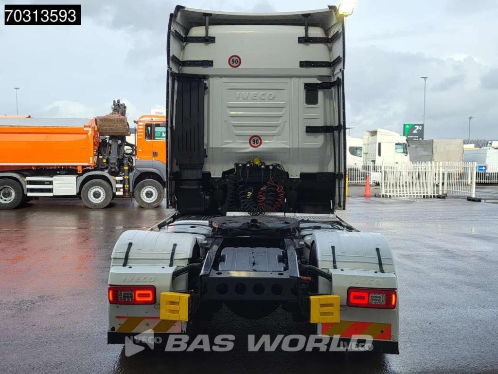 Iveco S-Way 570 4X2 Retarder 2xTanks Standklima Navi Foto 11