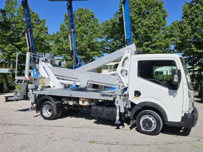 Multitel HX 200 vendida por Centro Elevatori Srl