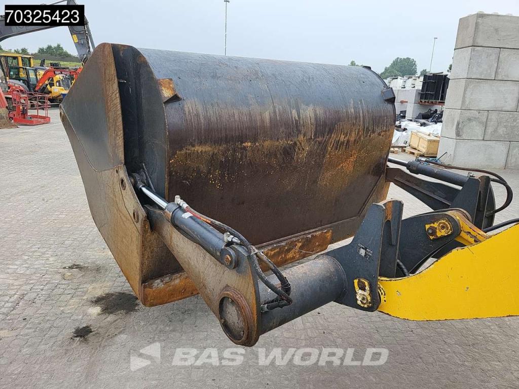Komatsu WA320-6 Foto 20