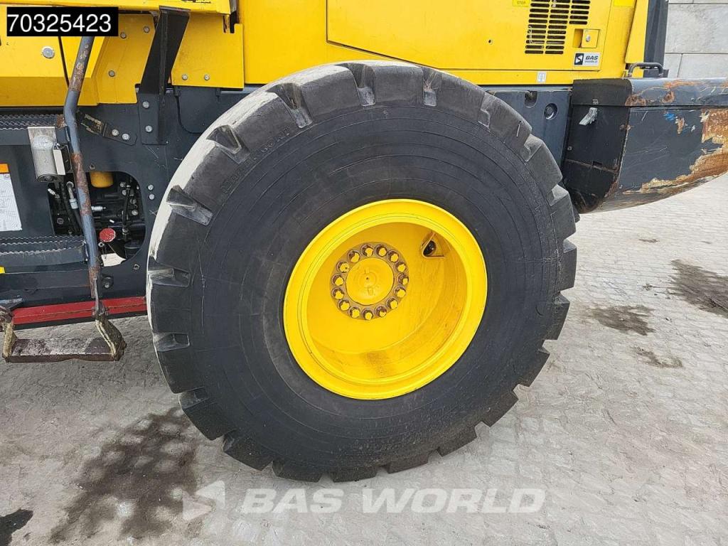 Komatsu WA320-6 Foto 27