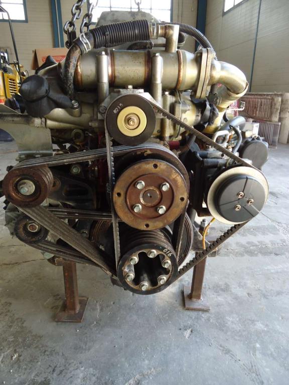 Motor para New Holland E385B Foto 1